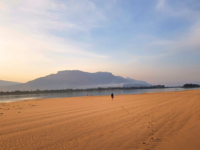 Pleasant island in front of Souchitra