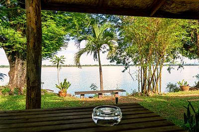 Balcony room with fan and Mekong river view
